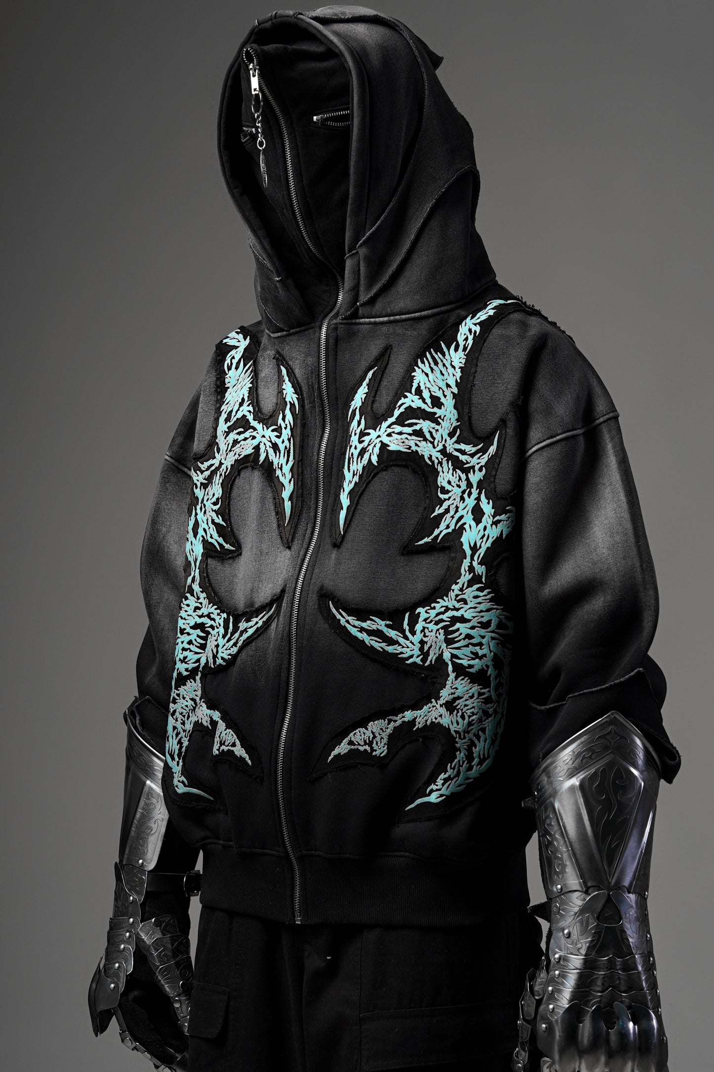 TRIBAL YETI HOODIE /30°